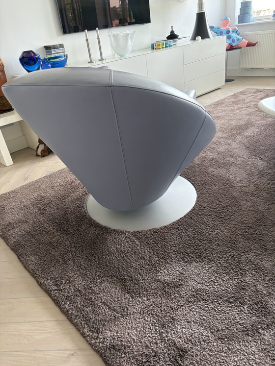 Image 1 of Design Stoel Leolux Parabolica