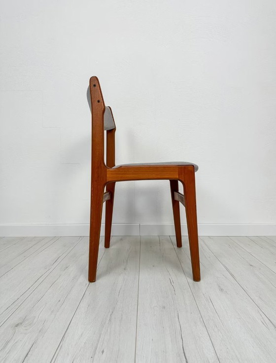 Image 1 of Set van 6 vintage Deense teakhouten eetkamerstoelen van Erik Buch jaren 60