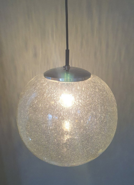 Image 1 of Grande lampada a sospensione/lampada a globo vintage con bolle d'aria chiuse (30 cm).