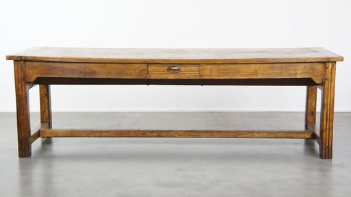 Grande et lourde table de salle à manger ancienne en chêne français avec 3 tiroirs pratiques