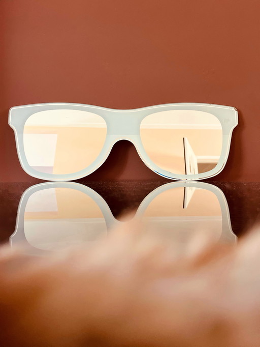 Unique! 80's Glasses Mirror