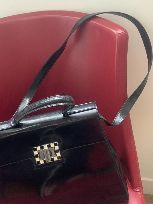 Rara borsa a trapezio vintage di Karl Lagerfeld (anni '90) – Articolo d'archivio e da collezione (photo 2 of 15)