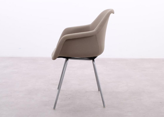 Image 1 of 4X New Design Group Op Chair Stoel Beige