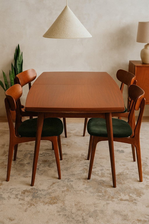 Louis van Teeffelen dining room table for Wébé 1960