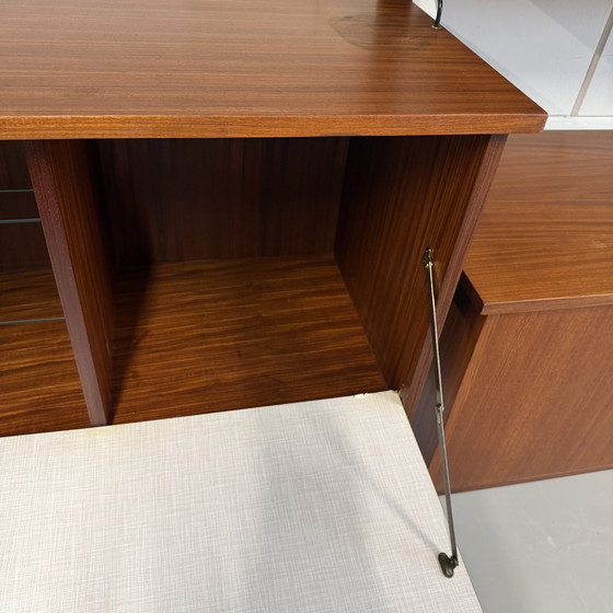 Vintage wandmeubel, teak, wandmontage – Wandrek, Wood (photo 13 of 15)