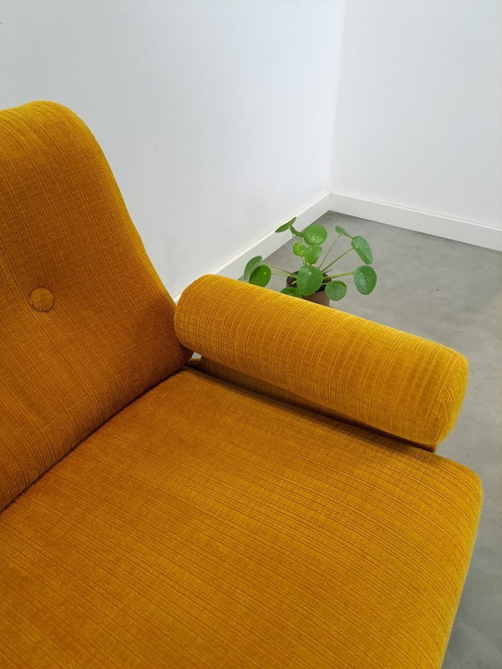 Image 1 of Divano componibile, poltrone giallo caldo