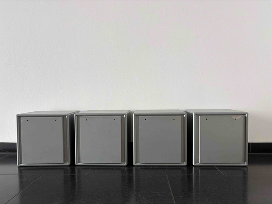 Image 1 of 4x Montana modules 24 x 24 x 20 cm metallic