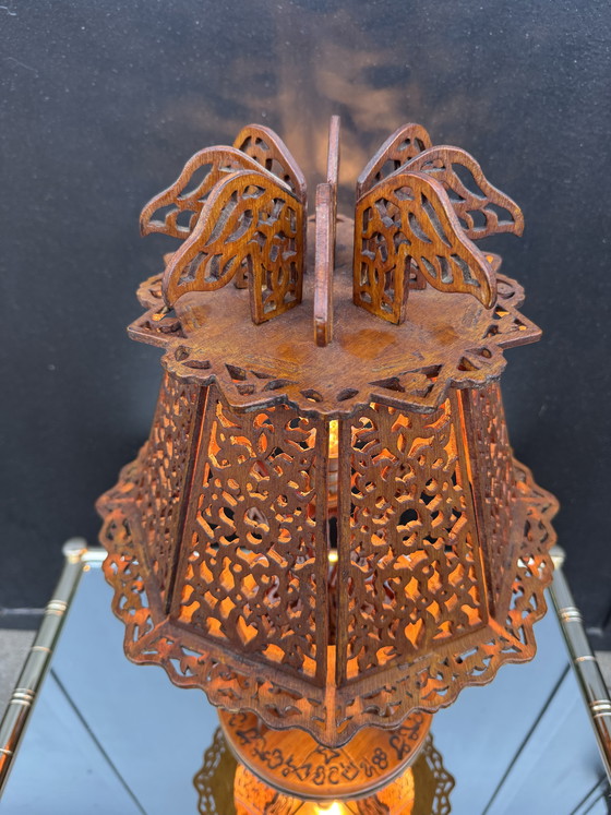 Image 1 of Lampe bois ajouré style exotique années 60