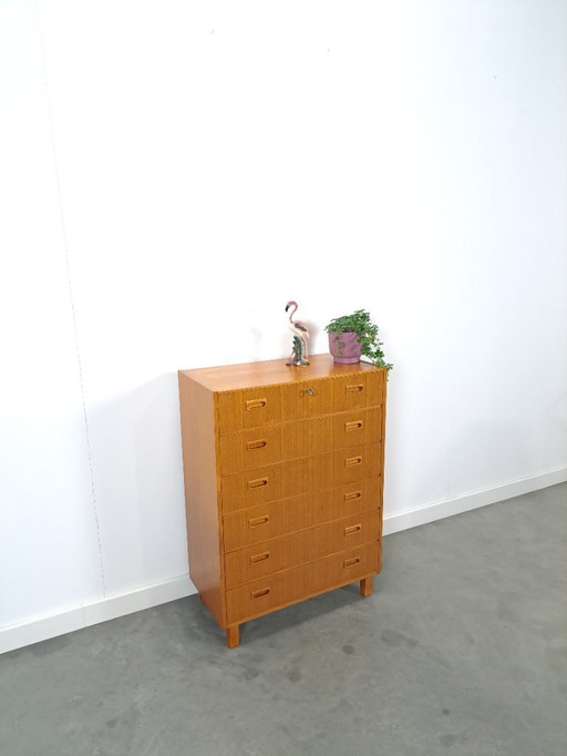 Ladekast met 6 diepe lades uit Zweden