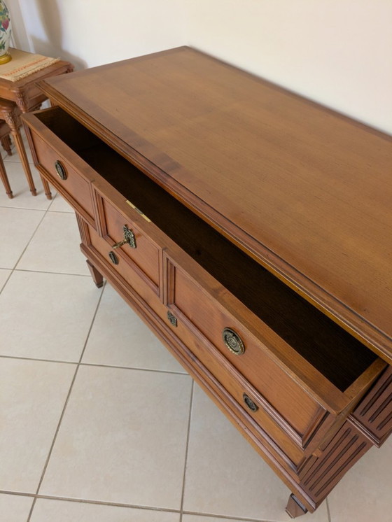 Cherry Wood Chest of Drawers with 3 Drawers - Very Good Condition (photo 4 of 5)