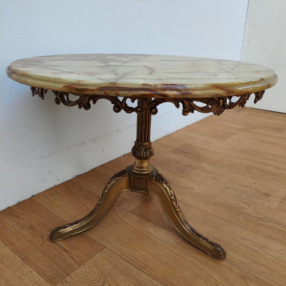 Table basse ronde Vintage Regency avec plateau en marbre onyx 65cm – Tables basses, Marble, Brass (photo 5 of 10)