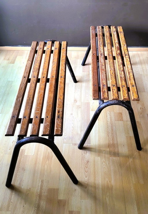 2 Bancos/Mesas/Jardín Vintage en muy buen estado.