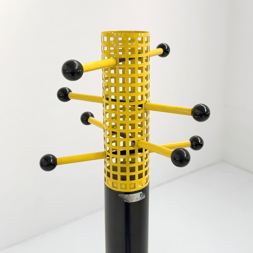 Black & Yellow Postmodern Coat Rack from Talin Italy, 1980s