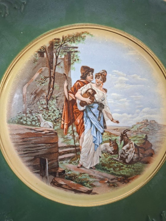 Image 1 of Piatto da parete in porcellana con scena di fattoria 23,5 cm