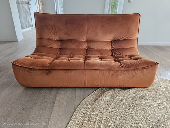 Image 1 of 2-person sofa
