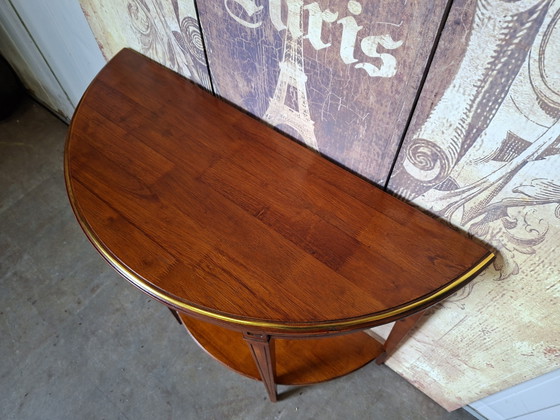 Table d'appoint semi-circulaire classique, console, table basse, dimensions 84x35cm et 76cm de hauteur. (photo 5 of 5)