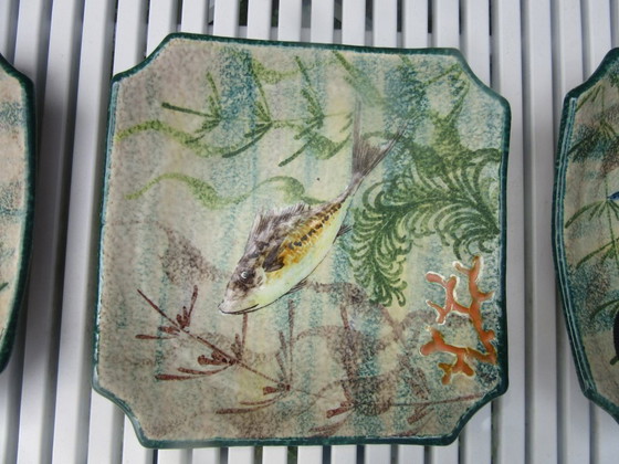 Image 1 of M.G.A. G. Mazzotti Albisola Italia 6 Piatti da Pesce, 1 Vassoio Grande da Portata e 1 Ciotola con Coperchio
