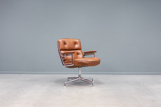 Image 1 of Eames ES108 lobby chair, 80’s