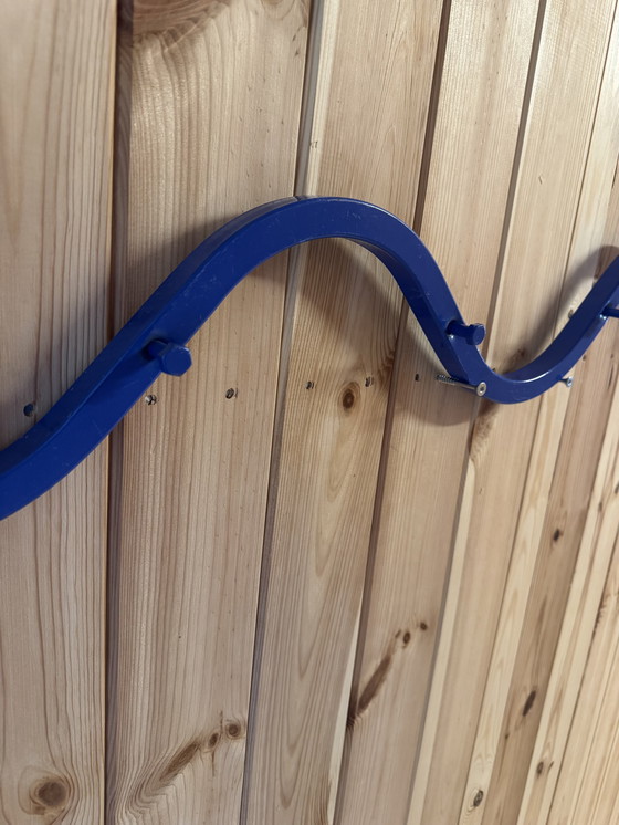 Image 1 of Appendiabiti in metallo ondulato IKEA ÄL di Anne Jonasson