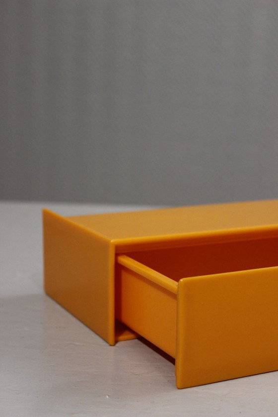 Image 1 of Grosfillex Wandregal aus ABS-Kunststoff mit Schubladen im Space-Age-Design der 1970er Jahre