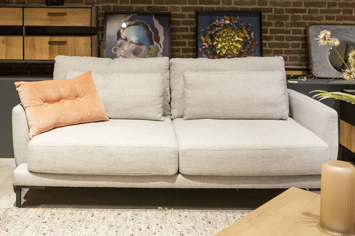 XOOON Toledos 3-Sitzer-Sofa