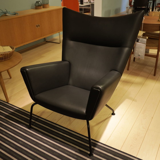 Image 1 of Poltrona ad ala Carl Hansen CH445