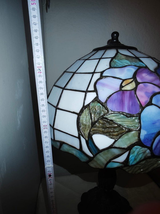 Image 1 of Style Tiffany, bleu floral, avec un élégant socle, par Honsel