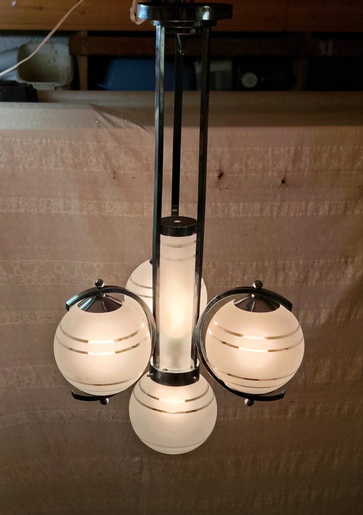 5-light Bauhaus style Chandelier in chrome-plated brass and frosted glass - mid-20th century