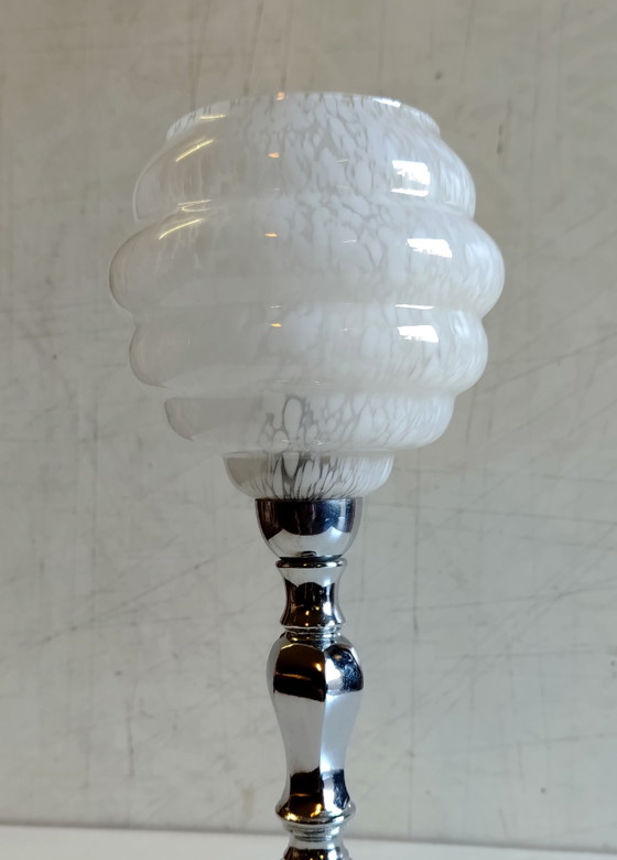 Lámpara de mesa de metal cromado con globo de cristal de Clichy - Mediados del siglo XX – Lámparas de mesa (photo 8 of 10)