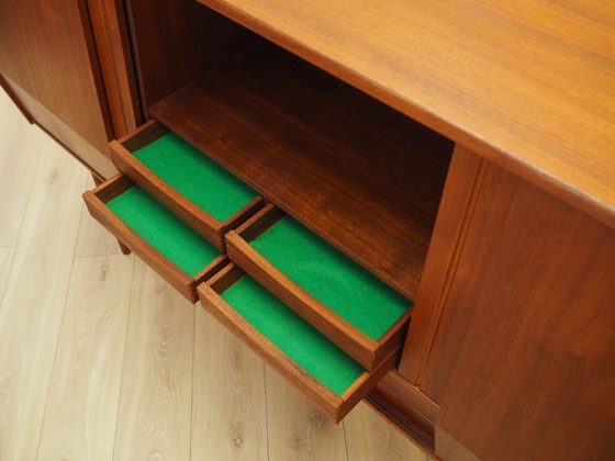 Image 1 of Teakhouten highboard, Deens ontwerp, jaren 60, gemaakt in Denemarken.