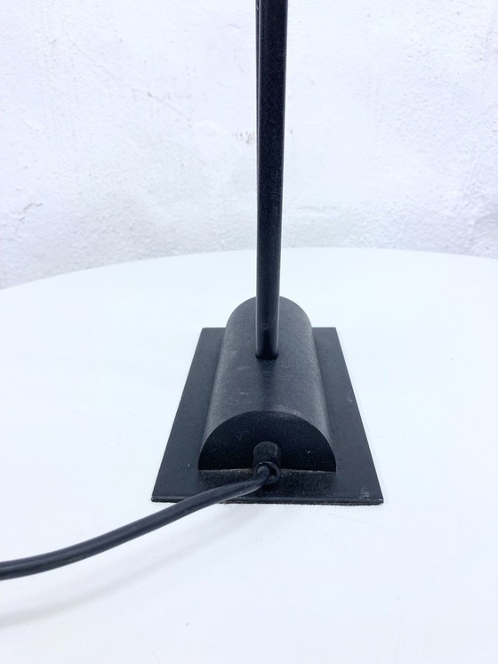 Image 1 of Lampada da tavolo di design anni '80 con 2 paralumi in vetro e metallo