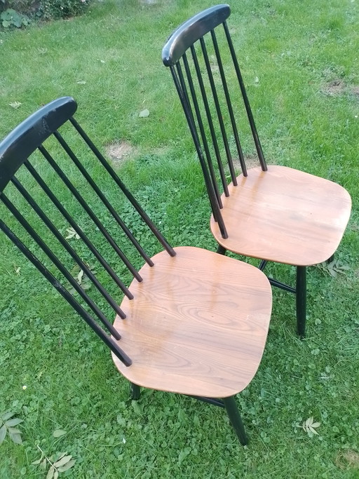 2 x Vintage spijlenstoelen Ilmari Tapiovaara
