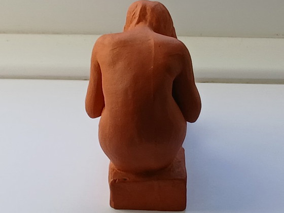 Terrakotta-Skulptur „Weinende Frau“ von Maurice De Korte – M de korte, Dekorative Objekte, Other (photo 4 of 8)