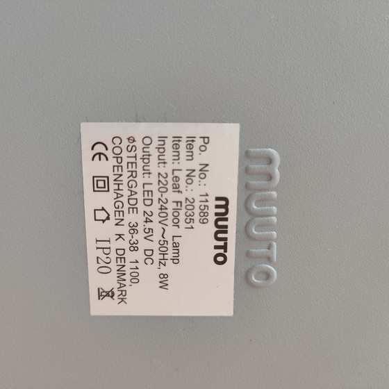 Image 1 of New floor lamp - Muuto leaf - grey