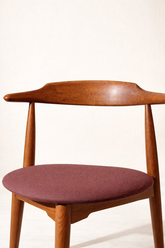 Image 1 of Chaise tripode Heart Hans Wegner Fritz Hansen