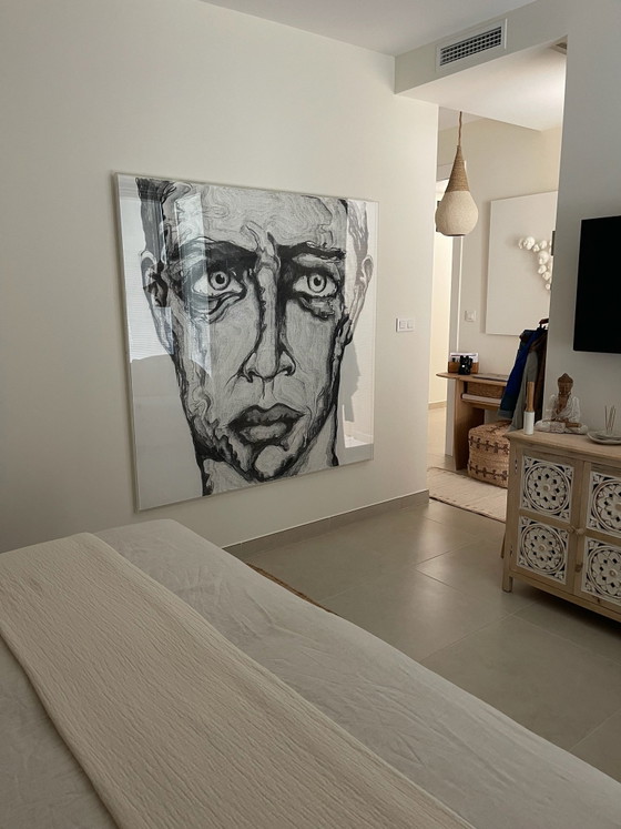 Dessin au fusain derrière plexiglas, Objets d'art, Papier, Noir (photo 4 sur 5)
