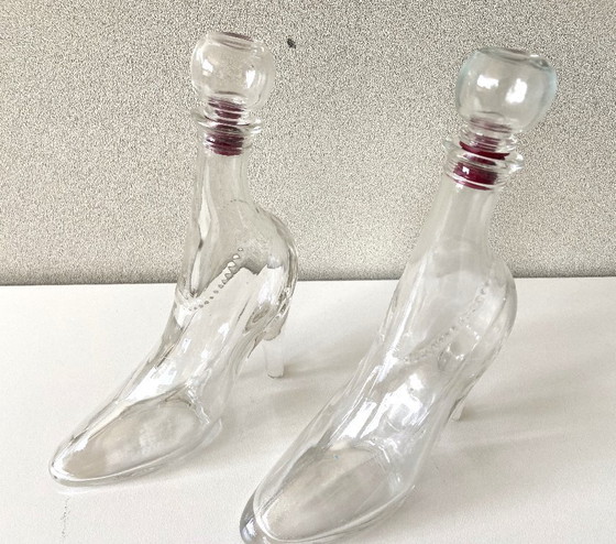 Image 1 of 2 bottiglie/flaver in vetro vintage, design registrato, KEFLA Francia, tacchi alti, decorative