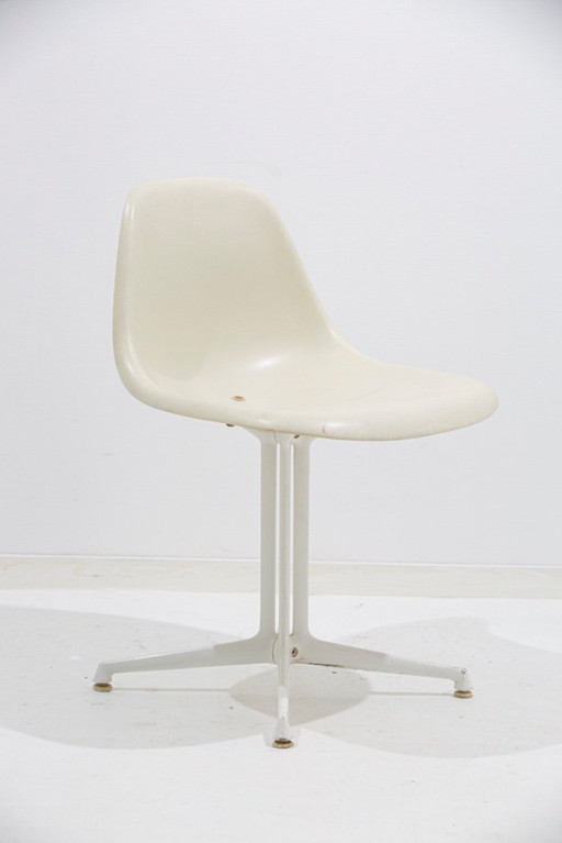 Herman Miller La Fonda White