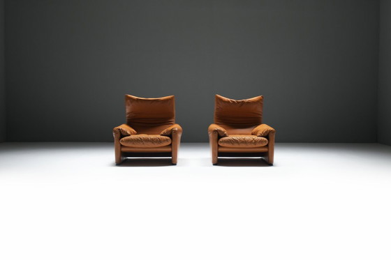 Image 1 of Stunning cognac leather Maralunga lounge chairs by Vico Magistretti for Cassina