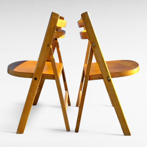 Image 1 of Coppia di sedie pieghevoli in legno di faggio di metà secolo