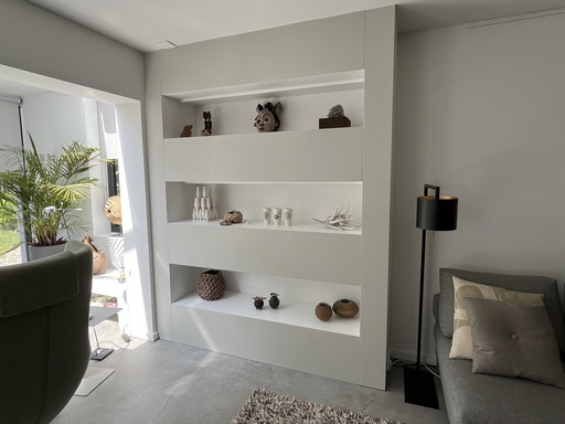 Vitrine de votre propre conception par un fabricant de meubles