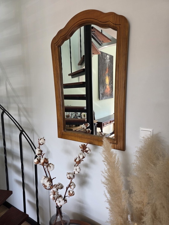 Image 1 of Specchio da parete vintage in legno dalla forma organica