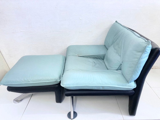 Image 1 of Postmoderne fauteuil met voetenbankje van Nicoletti Salotti jaren 80 ontwerp