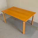 Ensemble table et chaises de salle à manger Club8 Danemark