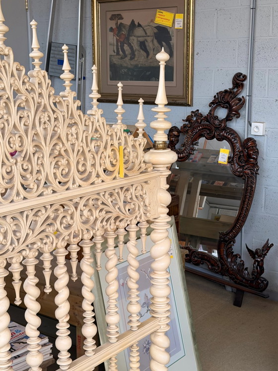 Ornate Hand-Carved Four Poster Bed – Furniture (photo 4 of 6)