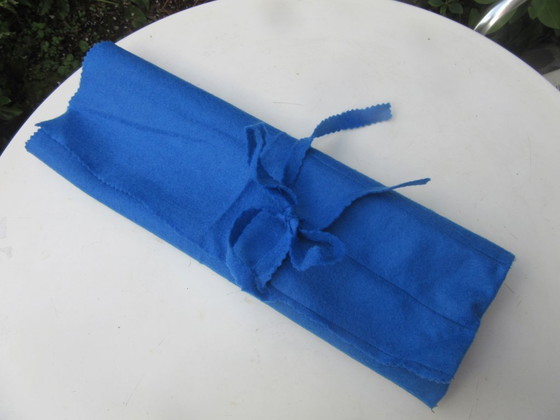 Image 1 of 6 small knives marked 800 (twice) and Solingen, art nouveau style