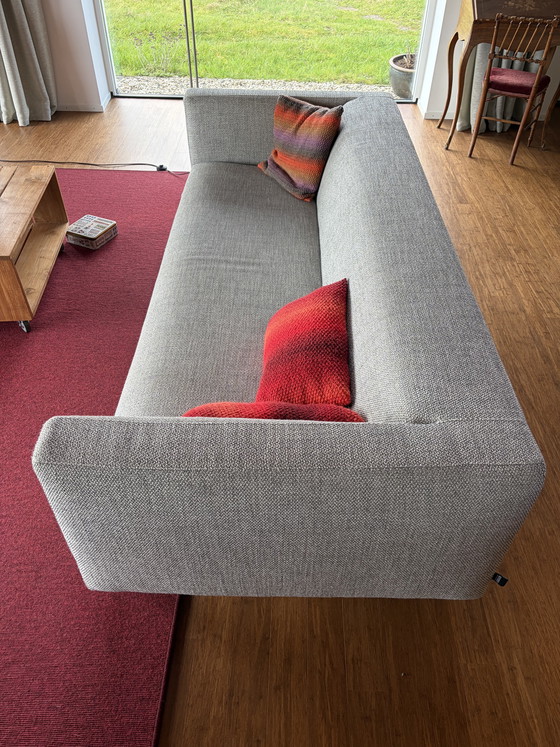 Image 1 of Banque Koozo