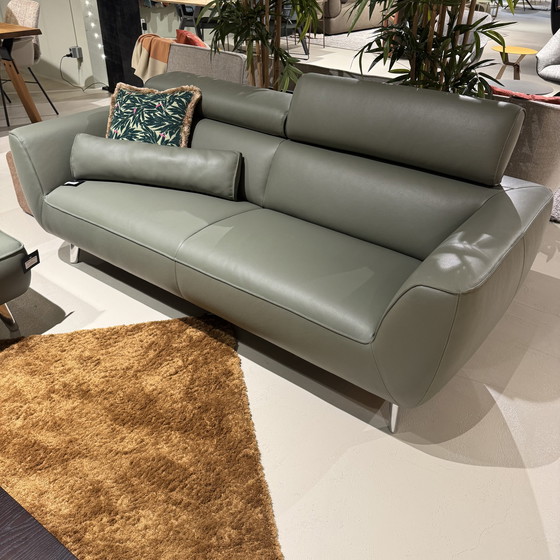 Image 1 of Evidence Viana 3-Sitzer-Sofa mit Fußhocker