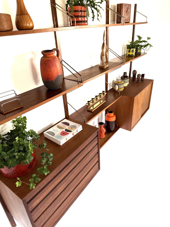 Vintage modulair teakhouten wandsysteem, Poul Cadovius ‘60 – Wandkast, Wood, Brass (photo 7 of 15)