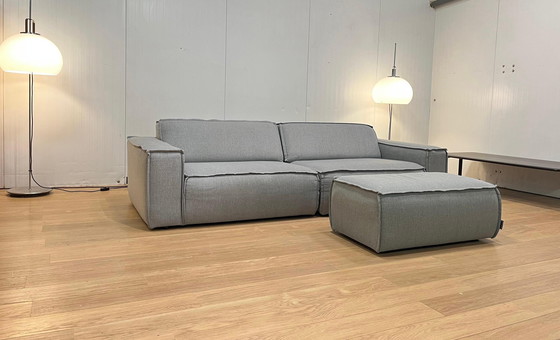 Image 1 of ZGAN Fest Amsterdam 3-Zits Bank + Hocker - KVADRAT Grijs